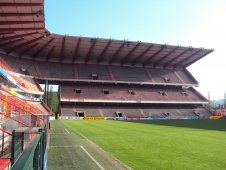 Стадион Морис Дюфран (Stade Maurice Dufrasne) Фото 1