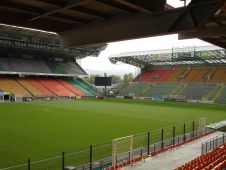 Стадион Жоффруа Гишар, Сент-Этьен (Stade Geoffroy-Guichard) Фото 03
