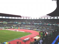 Стадион Бунг Томо (Bung Tomo stadium)     Фото: Nanang Pudjo Bintoro