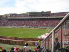 Стадион Ядегар-э-Эмам (Yadegar-e-Emam stadium)     Фото: ARAZ RAHIMI